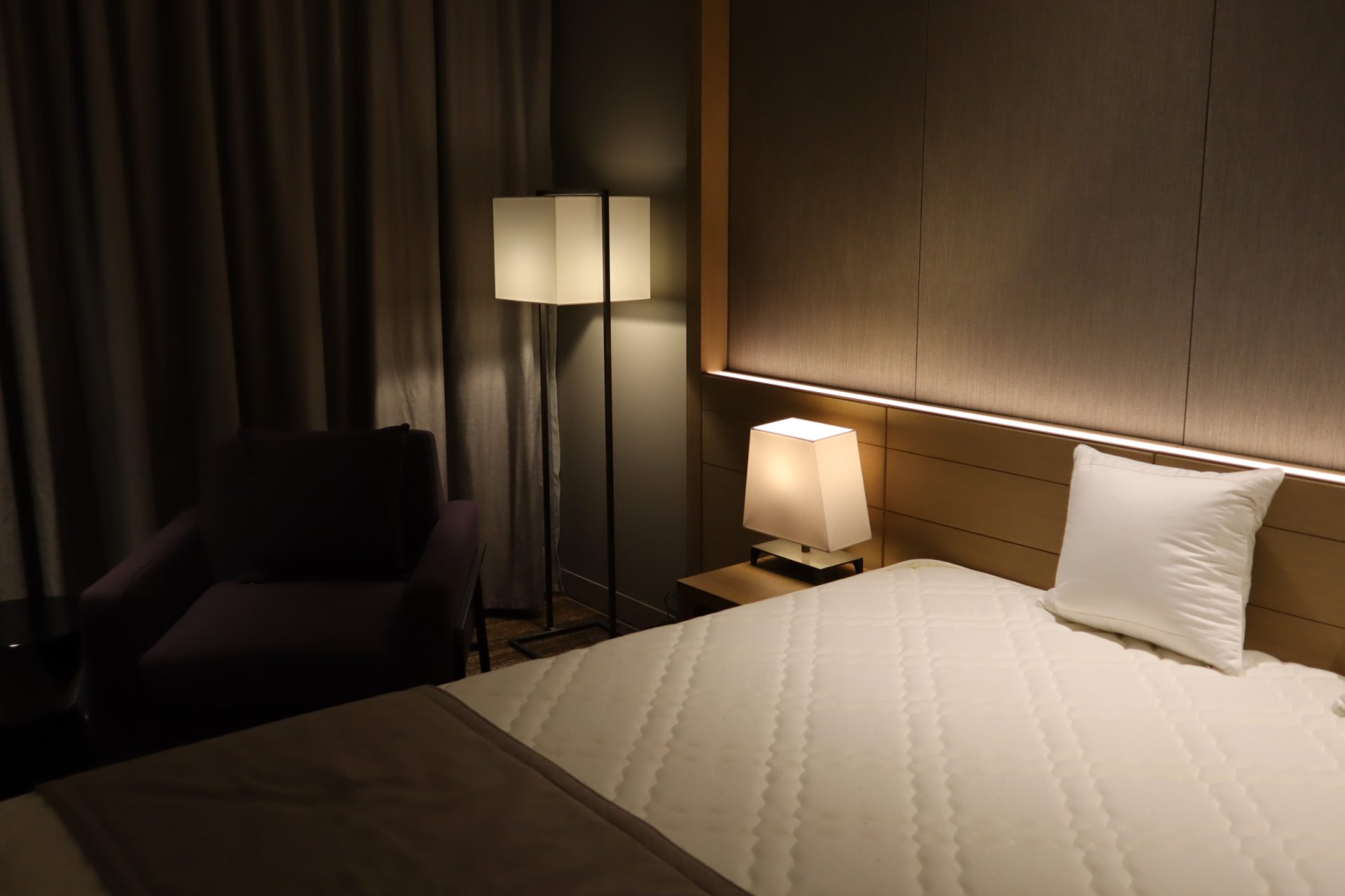 ホテル風の照明計画とは おしゃれなお部屋は照明で演出できる おしゃれ照明器具ならmotom