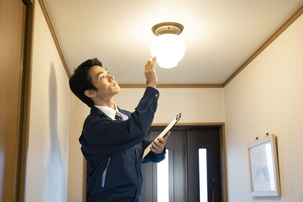 2024年度版】照明器具が直付けの場合の交換方法は?自分でできる 2024年度版】照明器具が直付けの場合の交換方法は?自分でできる