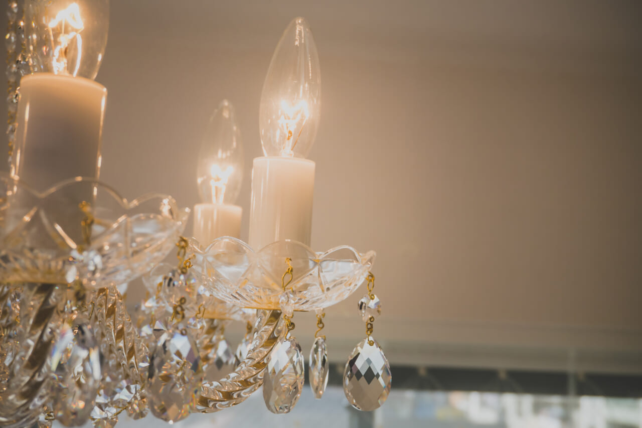 豪華でエレガントなデザイン 美しい輝き シャンデリア 【公式通販】